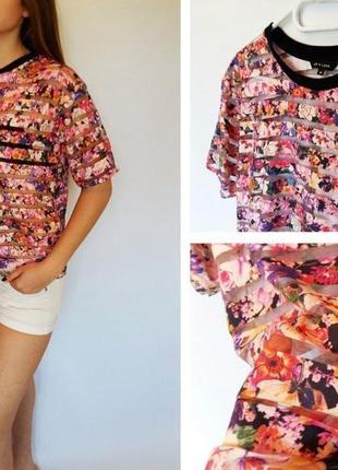 Футболка в наличии.