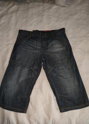 Шорти,бріджі