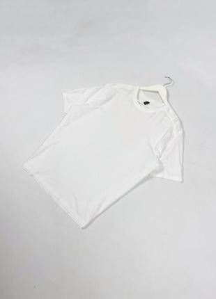 Мужская белая базовая футболка