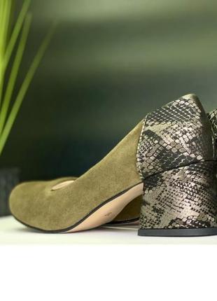Эксклюзивные женские замшевые туфли цвета хаки, жіночі замшеві закриті туфлі3 фото