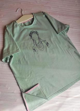 Базова футболка oversize