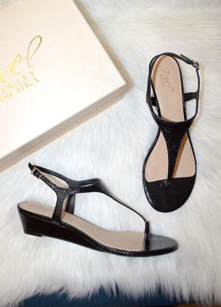 Жіночі босоніжки jewel badgley mischka 41 розмір із сша