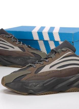 Чоловічі кросівки adidas yeezy boost 700 v2 brown black 41-42-43-44-45