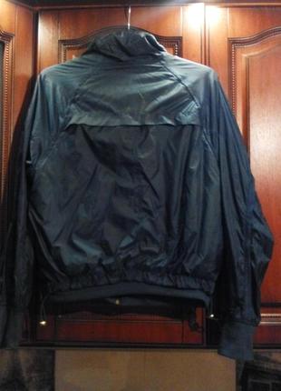 Укороченная стильная курточка3 фото