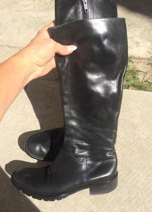 Чоботи італія класика розмір 37,5-38 устілка 25 вся