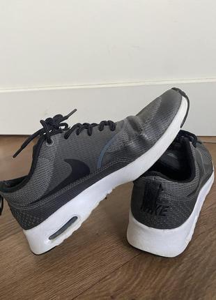 Nike air max thea 36 размер кроссовки оригинал серые текстильные с белой подошвой