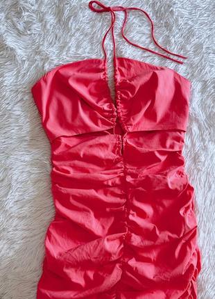 Оригинальное розовое платье zara со сборкой