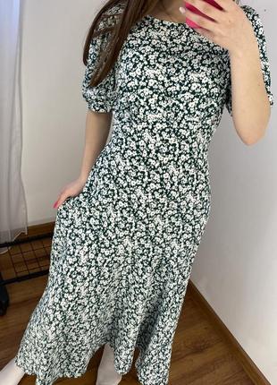 Сукня , плаття