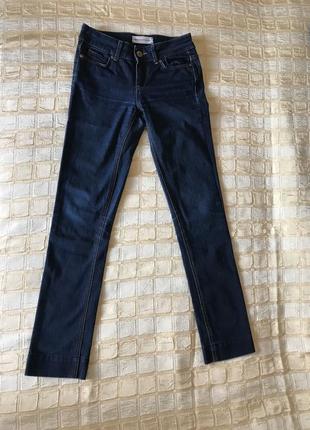 Джинсы