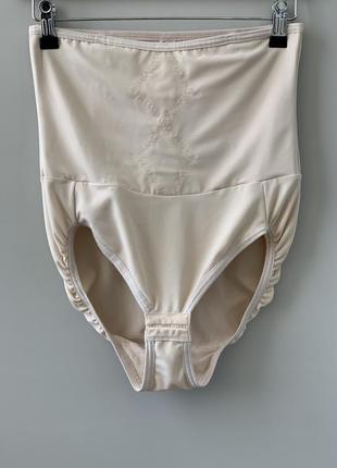Високі труси утяжка коригуюча білизна