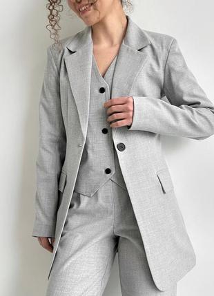 Пиджак силуэтный светло-серый10 фото