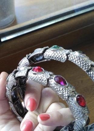 Браслет змія