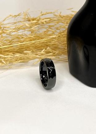 Керамическое кольцо женское чёрное без вставок