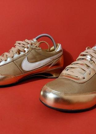 Женские кроссовки nike shox vital gold 38.5р. 24см2 фото