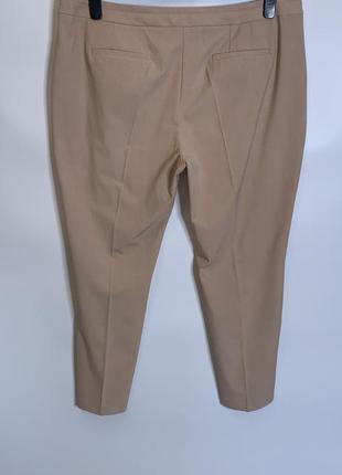 Бежевые брюки зауженного кроя, большой размер4 фото