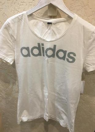 Футболка adidas