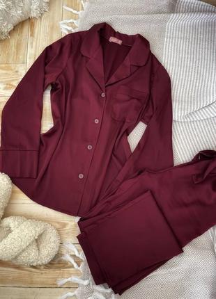 Шелковый бордовый костюм для дома, пижама рубашка и штаны