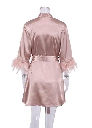 Халат жіночий атласний з пір'ям. халатик шовковий короткий весільний халат нареченої пеньюар розмір l (рожевий)4 фото