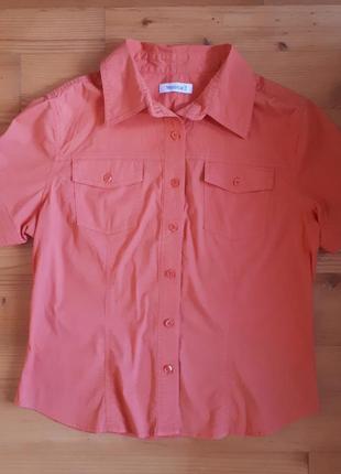 Рубашка оранжевого цвета с коротким рукавом