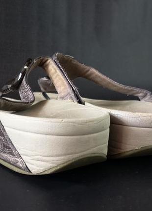 Обувь оригинал из европы. вьетнамки fitflop. кожаные. анатомическая подошва3 фото