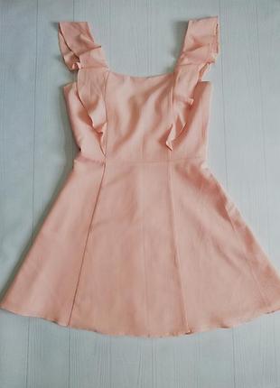 Нежное платье размер l