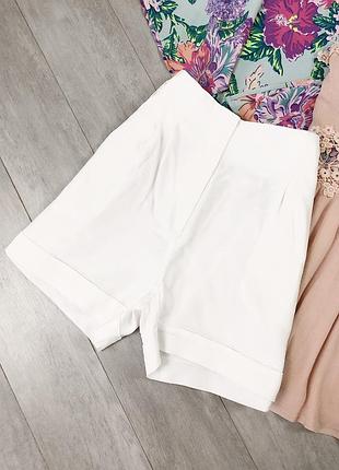 Класні шорти h&m