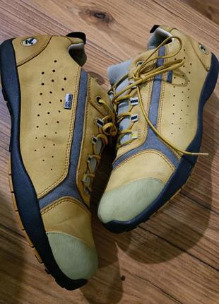 Треккинговые трейловые оригинальные кожаные горные и для хайкинга ботинки salewa на gore-tex4 фото
