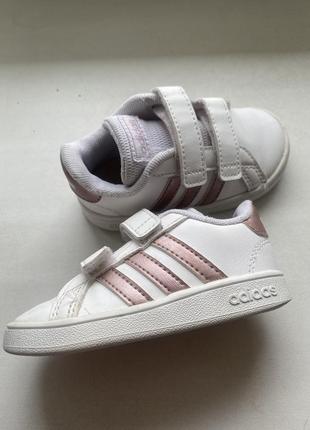 Кроссовки adidas1 фото