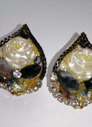 Шикарные серьги - пусеты европа.