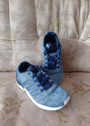 Кроссовки adidas