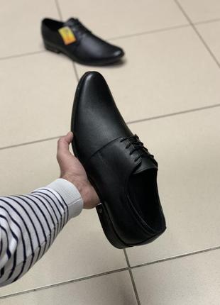 Мужские классические туфли кожаные1 фото