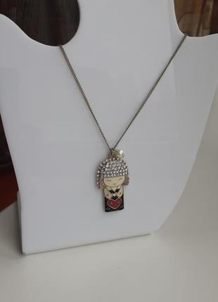 Цепочка и кулон с эмалью и стразами