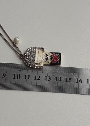 Цепочка и кулон с эмалью и стразами