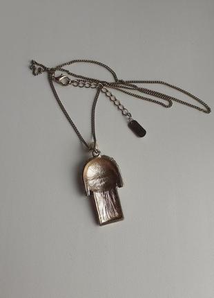 Цепочка и кулон с эмалью и стразами