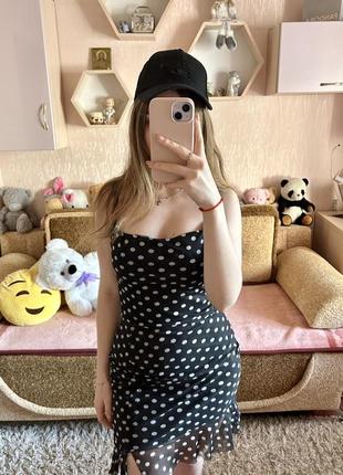 Сукня в горошок