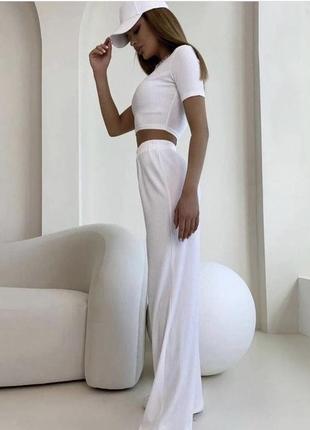 Костюм в рубчик