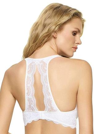 Очаровательная белоснежная кружевная браллетка с оригинальной спинкой (размер м)