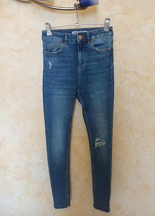 Джинсы скинни