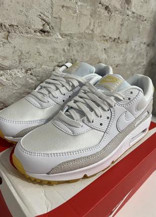 Кроссовки nike air max 90 se белые оригинал новые3 фото