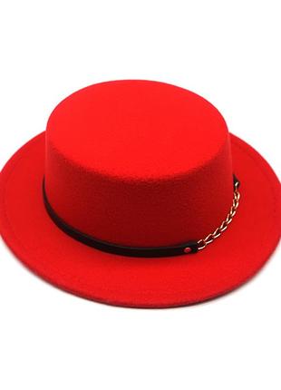 Стильний фетровий капелюх канотьє з лянцюжком  червоний 55-58р (944)