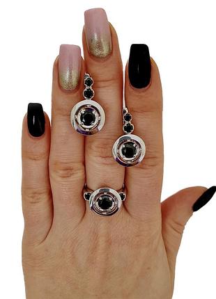 Женский серебряный комплект украшений с кубическим цирконом