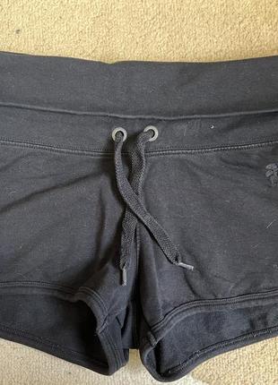 Шорти