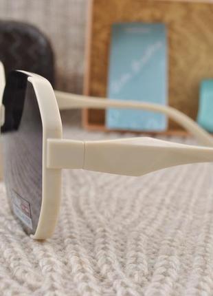 Красивые женские солнцезащитные очки leke polarized в молочной оправе8 фото