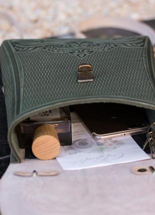 Кожаный женский рюкзак-сумка вектор слоновая кость-оливка