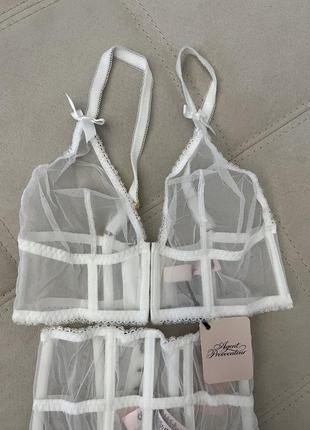 Красивый комплект белья agent provocateur