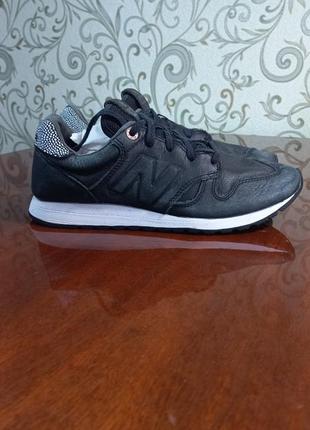 Кросівки new balance 520