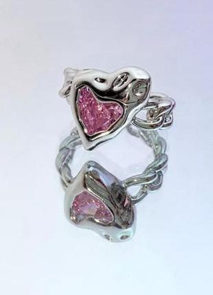 Стильное модное трендовое колечко кольцо в серцем и розовым камнем кристалом цирконом в стиле панк рок хип хоп гот кольцо