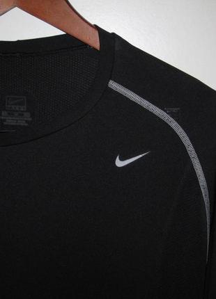 Футболка nike pro. оригінал4 фото