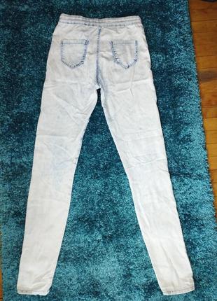Голубые джинсы скинни облигающие джинсы белые светлые джинсы.6 фото