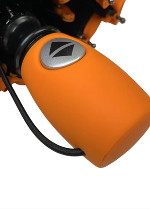 Класична парасоля-автомат на 8 спиць з помаранчевою смужкою5 фото